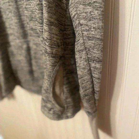 Athleta Cowl Neck Running Sweater Size small - Picture 3 of 6